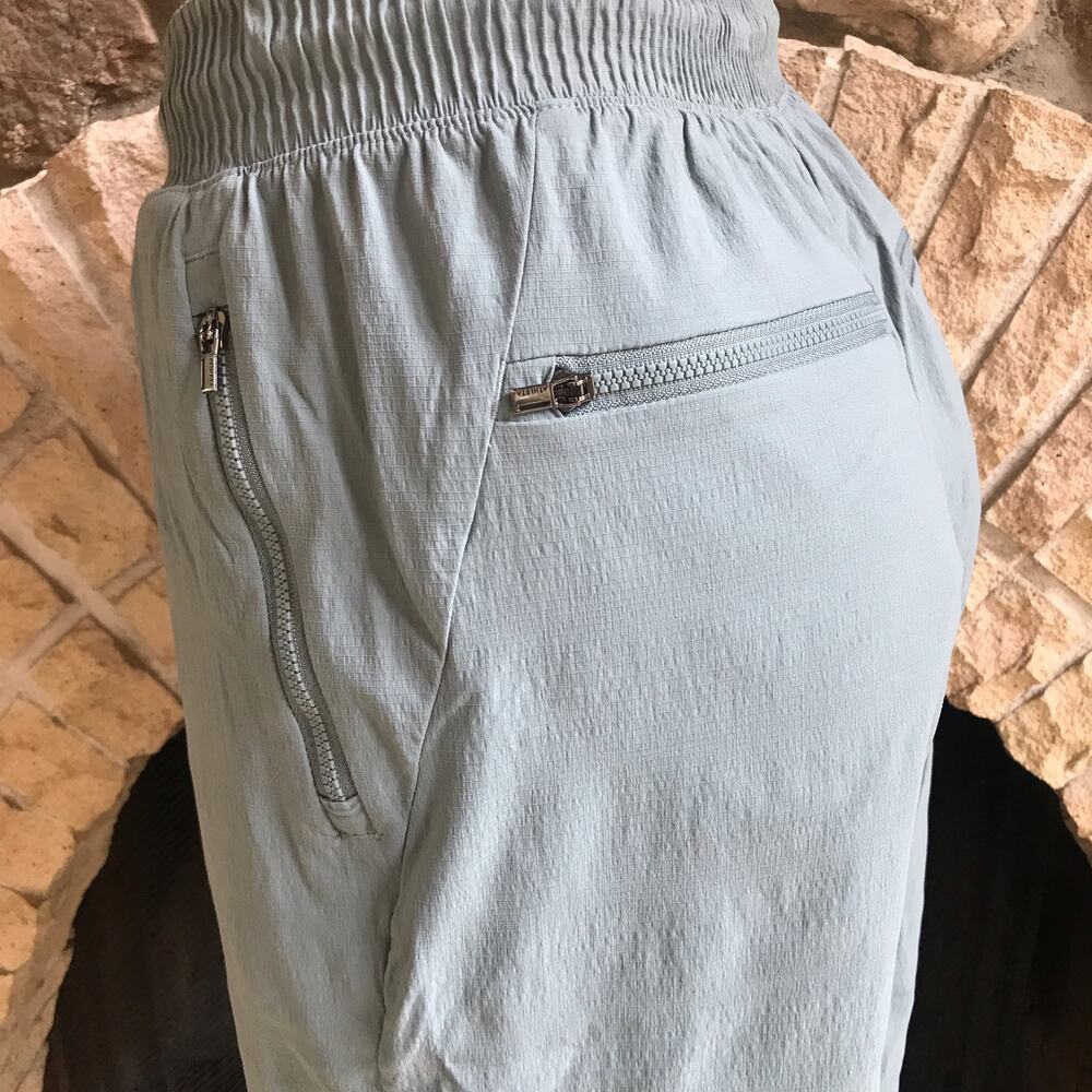 Athleta Trekkie Straight Crop Sea Foam Green Pull On Hiking Pants Women’s Size 4 - Picture 5 of 7